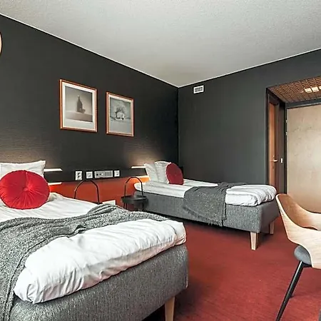 Otel Hotelli Jaemsae *
